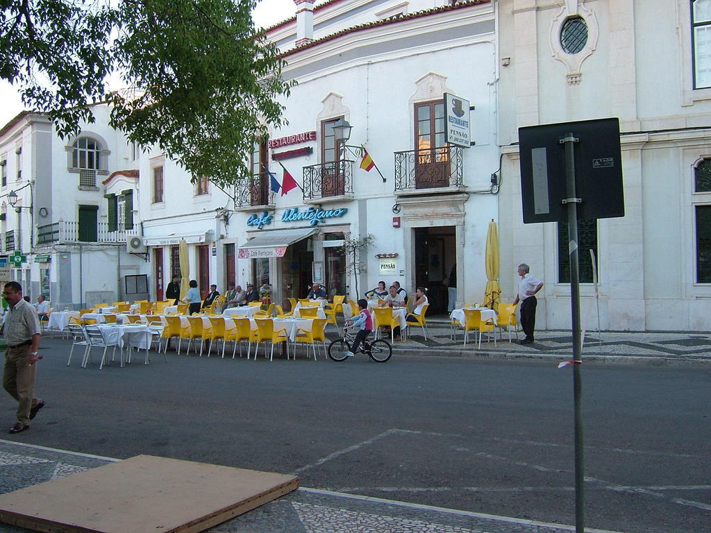 Alentejano Low Cost Hotel Estremoz Eksteriør billede