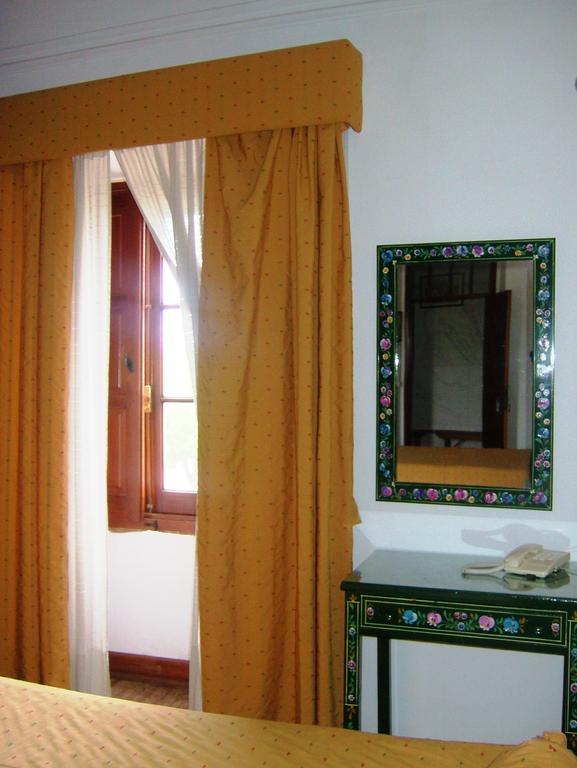Alentejano Low Cost Hotel Estremoz Værelse billede